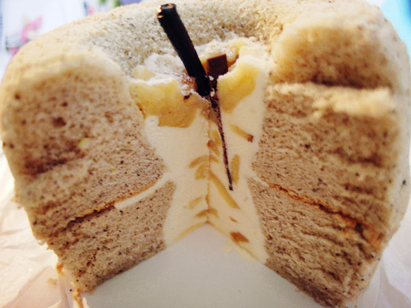 彌月蛋糕【咕咕霍夫】TVBS報導推薦彌月蛋糕,特色茶蘋果,綿密鮮奶乳酪蛋糕