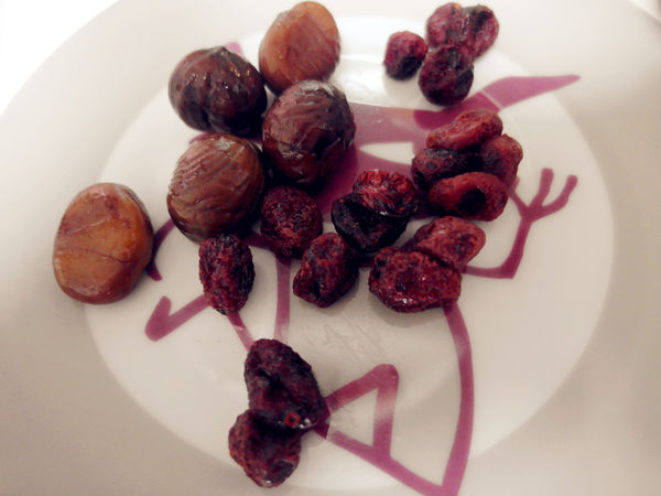 (體驗分享)♥【森の果物】天然嚴選，大顆飽滿又健康的莓紅色整粒蔓越莓果乾以及有機甘栗