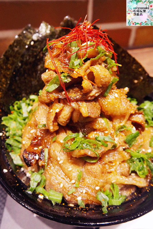 FoOd台中【牛角次男坊日本燒肉丼專門店】美味又霸氣的份量,給你大飽足感的日本丼飯