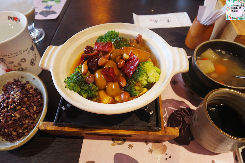 FoOd台中【寬心園(文心公益店)】素食也能吃得好又吃得巧,精緻美味蔬食餐廳