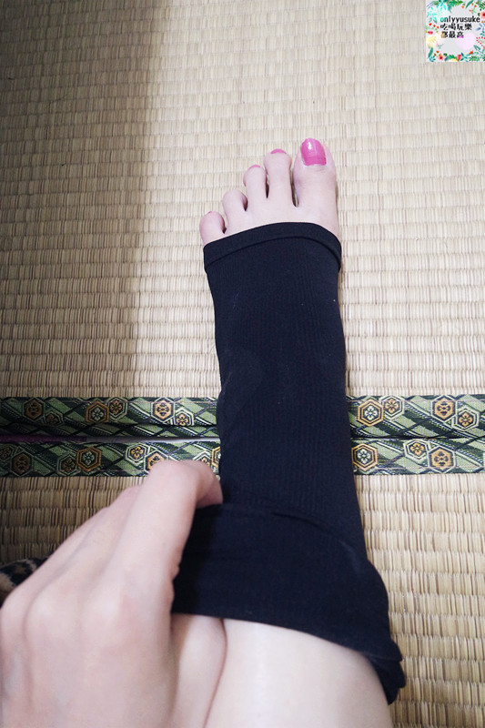 (美體)【日本OYASLIM晚安纖腿襪】與日本UNIQLO研發製造,夜晚也可美腿保養