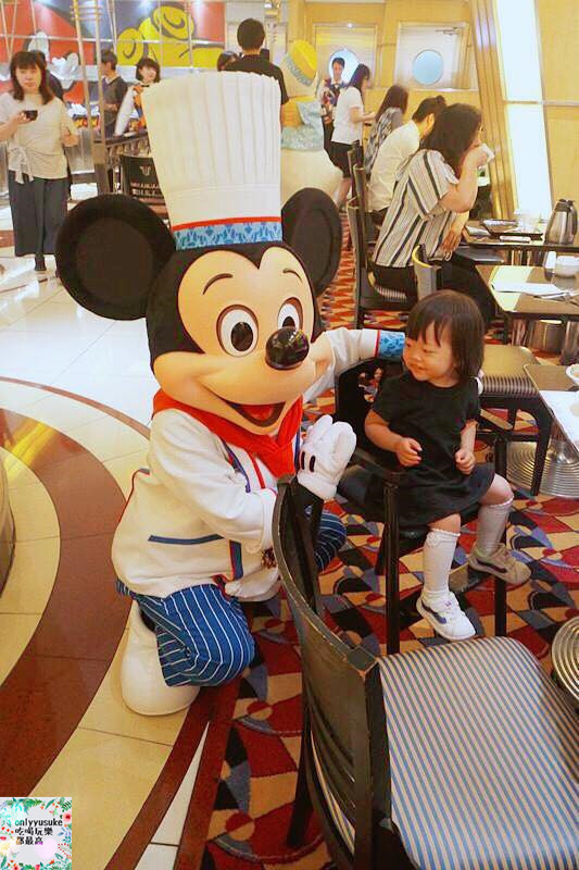 國外旅遊【大廚米奇】去迪士尼必吃餐廳,迪士尼大使飯店與迪士尼明星面對面