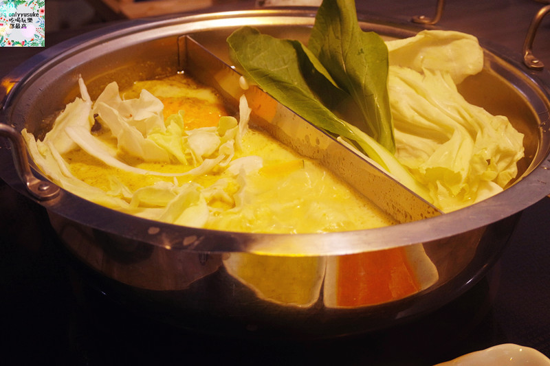 FoOd【藍象廷-中友店】來吃看看不一樣風味,有泰國皇室認證的火鍋,肉肉控必吃的泰式湯頭