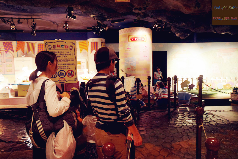 國外旅遊-【東京三麗鷗彩虹樂園】讓大人也玩到走不出來,蛋黃哥大機台互動實在好有趣