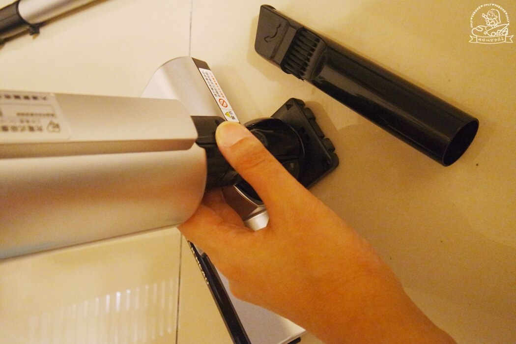 日本IRIS 3倍氣旋偵測灰塵無線吸塵器手持式吸塵器縫隙吸頭使用方式
